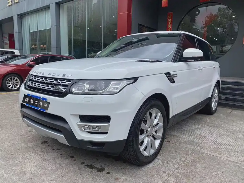 Land Rover Sport