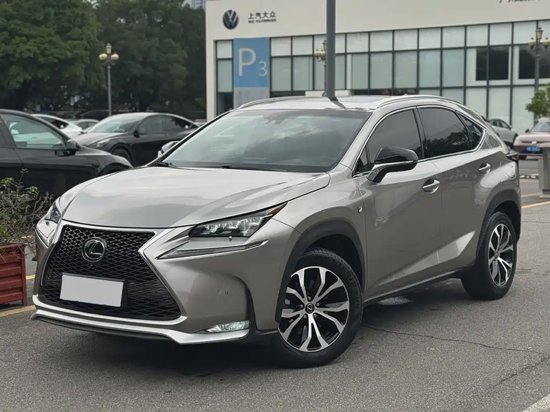 Lexus NX