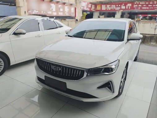 Geely Emgrand 2023