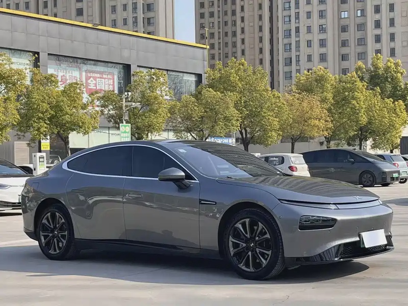 XPeng P7