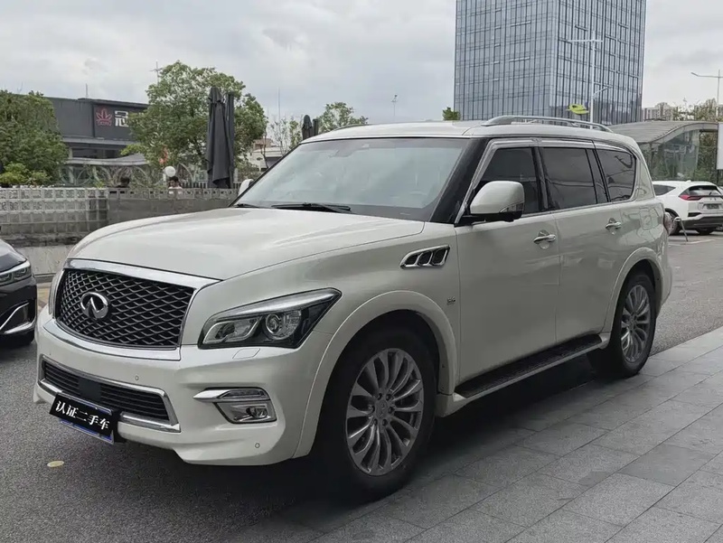 Infiniti QX80