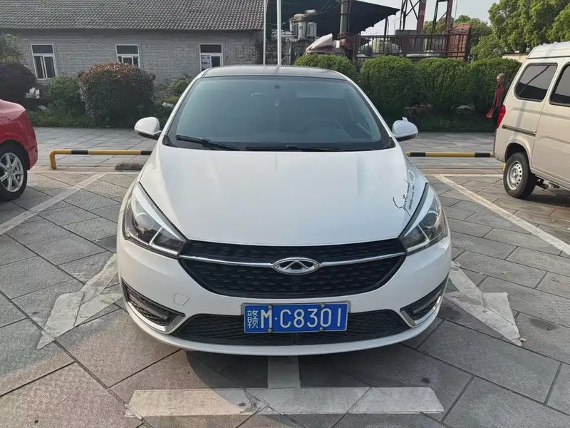 Chery Arrizo 5