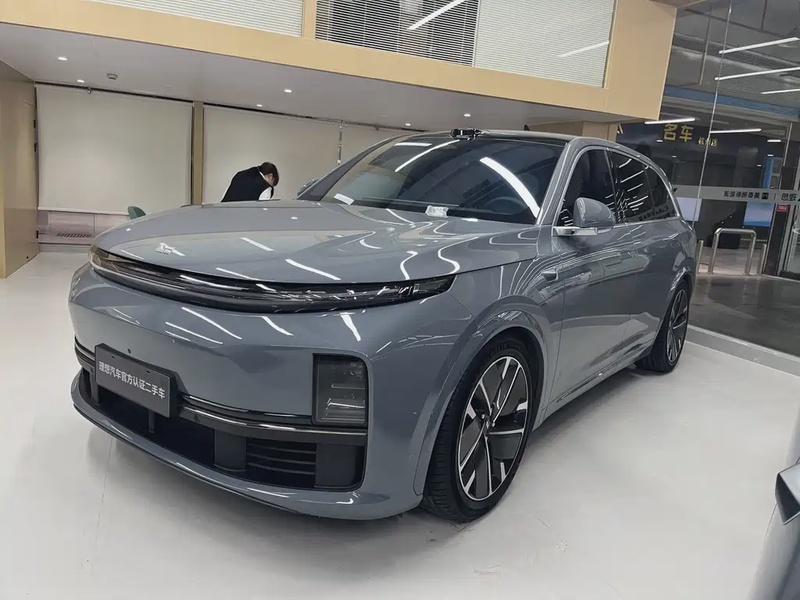 Li Auto L7