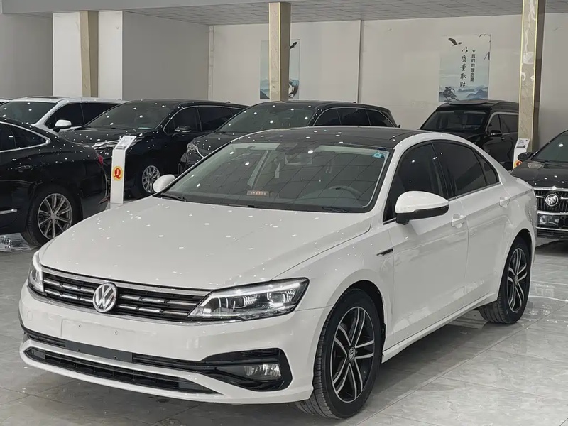 Volkswagen Lamando