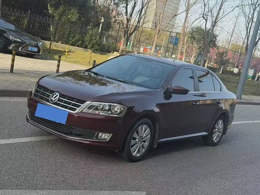 Volkswagen Lavida 2013