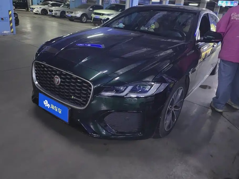Jaguar XF