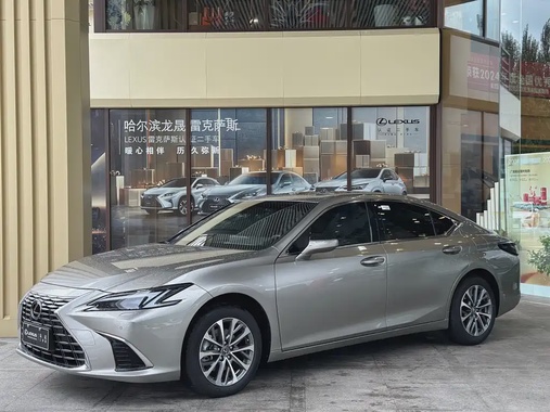 Lexus ES 2025