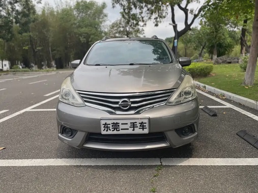 Nissan Livina 2014