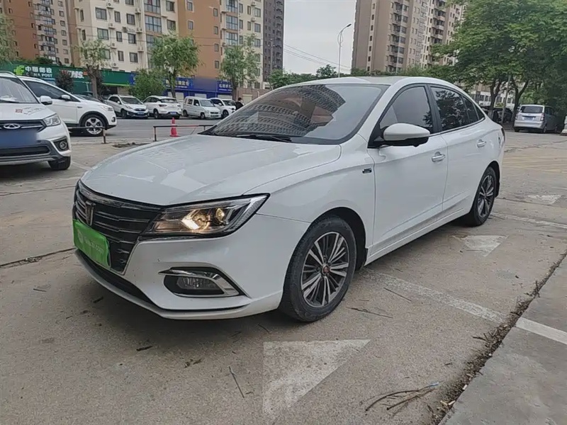 Roewe i5