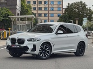 BMW iX3 2024