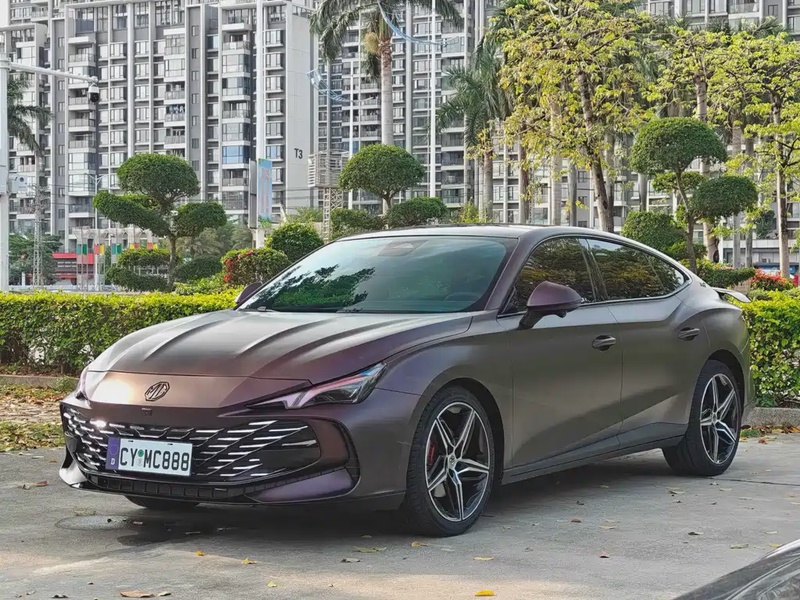 MG MG7