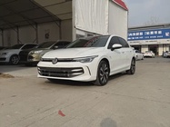 Volkswagen Golf 2025