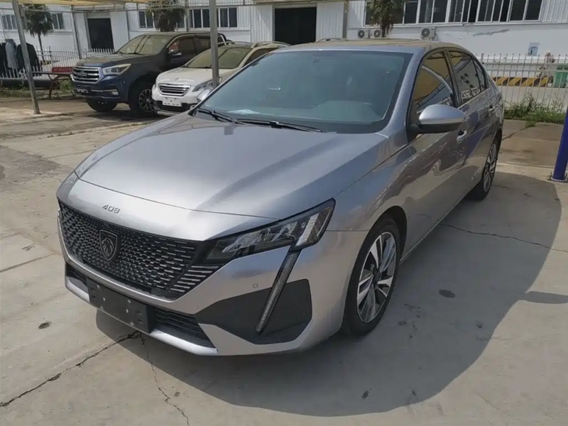 Peugeot 408