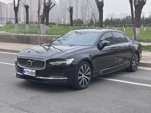Volvo S90 2022
