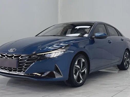 Hyundai Elantra 2023