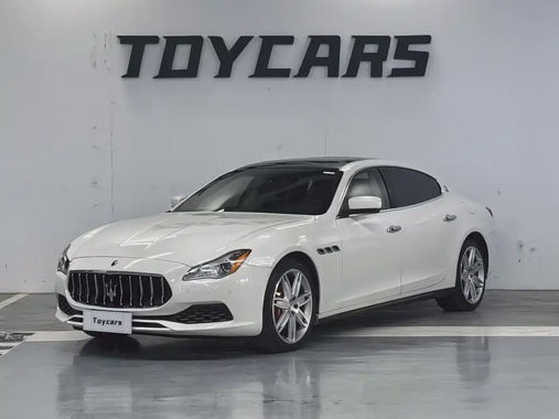 Maserati Quattroporte 2013