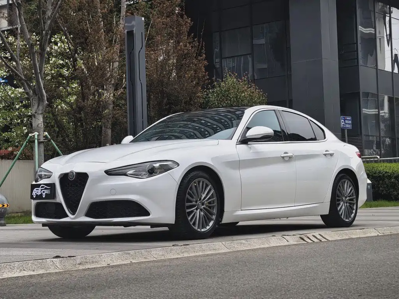 Alfa Romeo Giulia