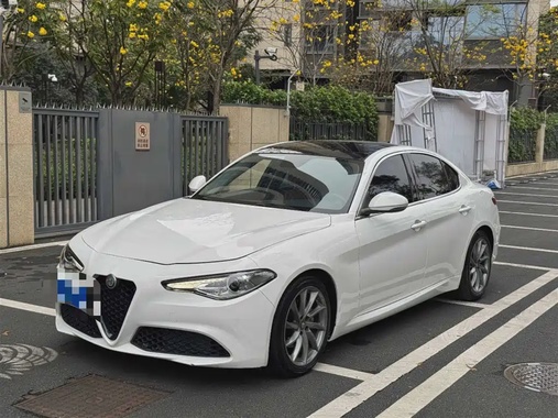 Alfa Romeo Giulia 2017