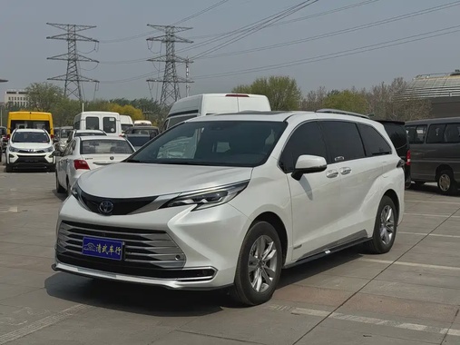 Toyota Sienna 2023