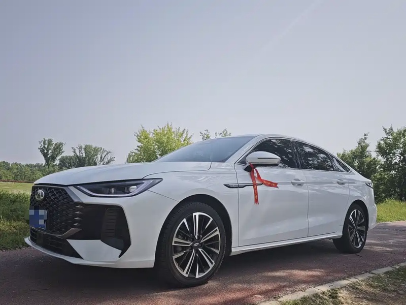 Chery Arrizo 8