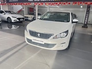 Peugeot 408 2016