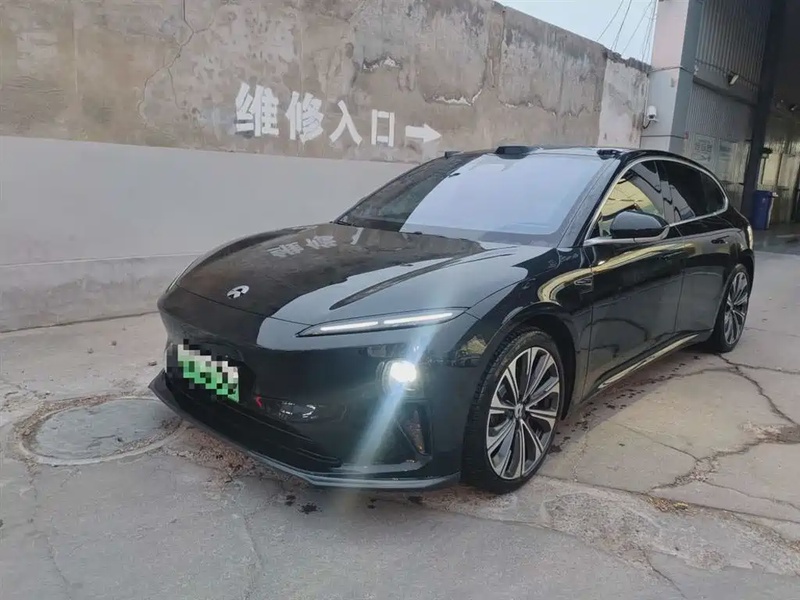 NIO ET5T