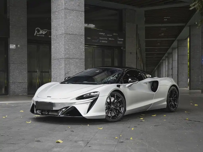 McLaren Artura