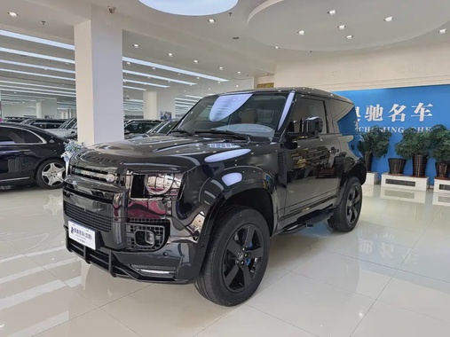 Land Rover Defender 2024
