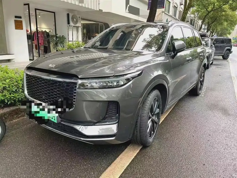 Li Auto ONE