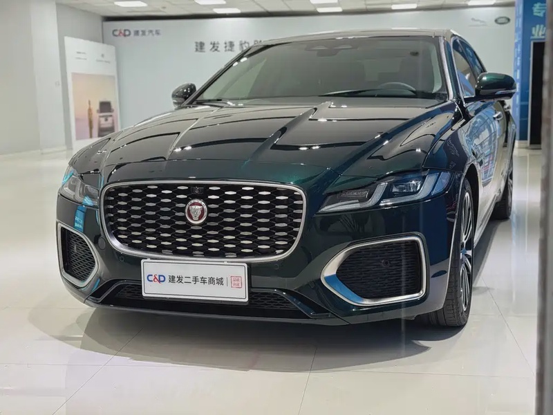Jaguar XF