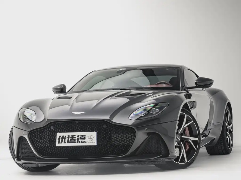 Aston Martin DBS