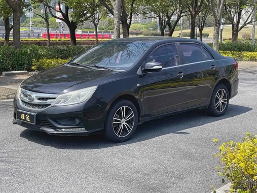 BYD Surui 2015