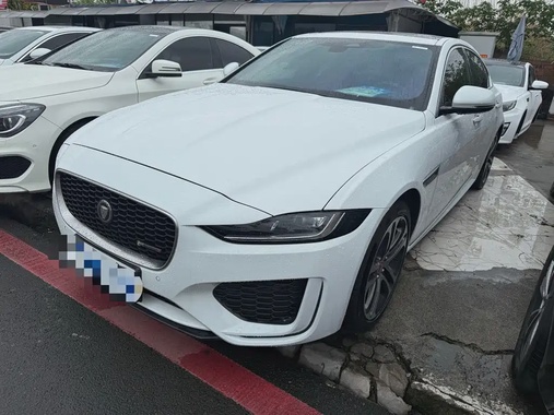 Jaguar XE 2021