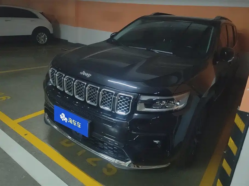 Jeep Grand Commander