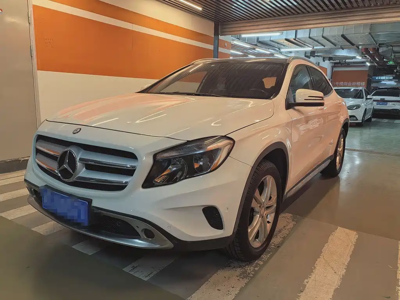 Mercedes-Benz GLA-Class