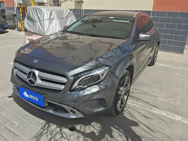 Mercedes-Benz GLA-Class