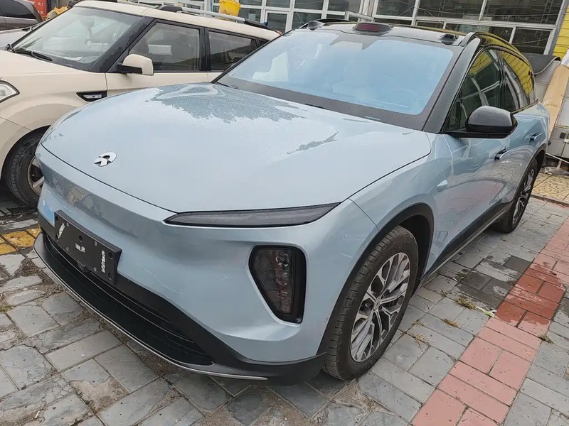 NIO ES6