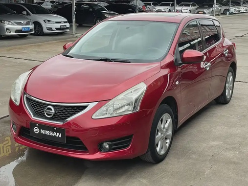 Nissan Tiida 2013