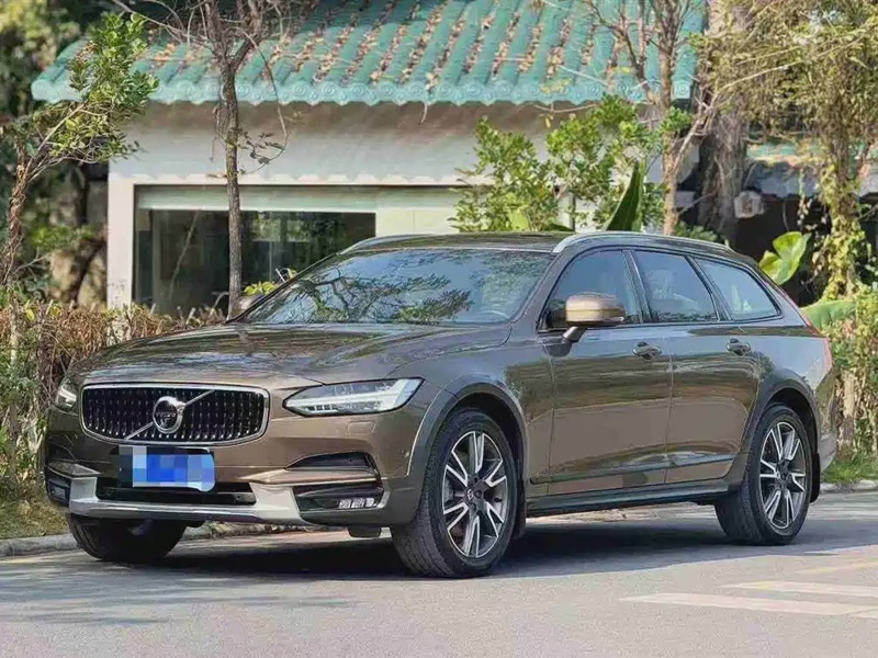 Volvo V90