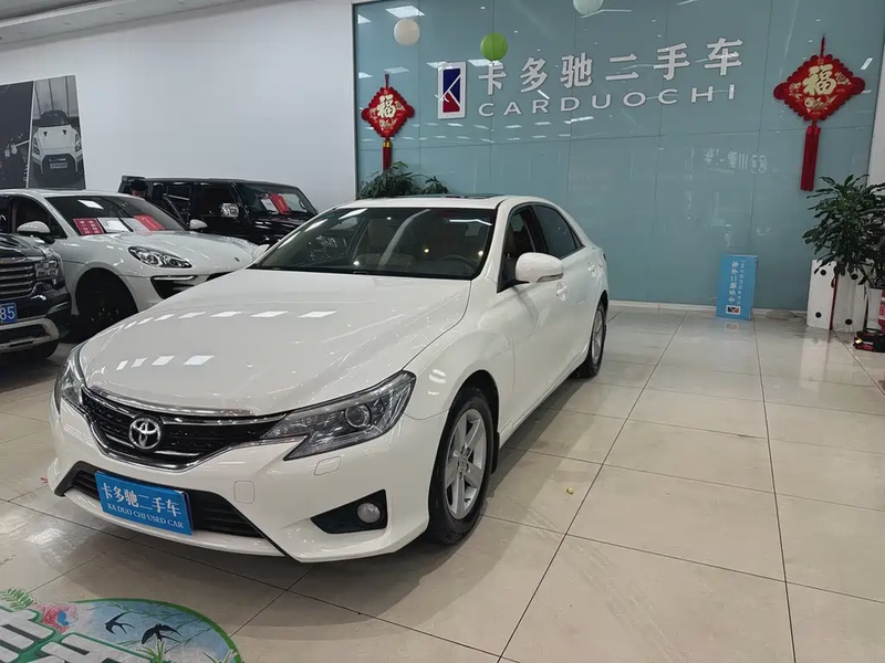 Toyota Reiz