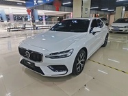 Volvo S60 2025