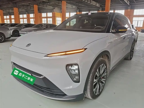 NIO ES8 2023
