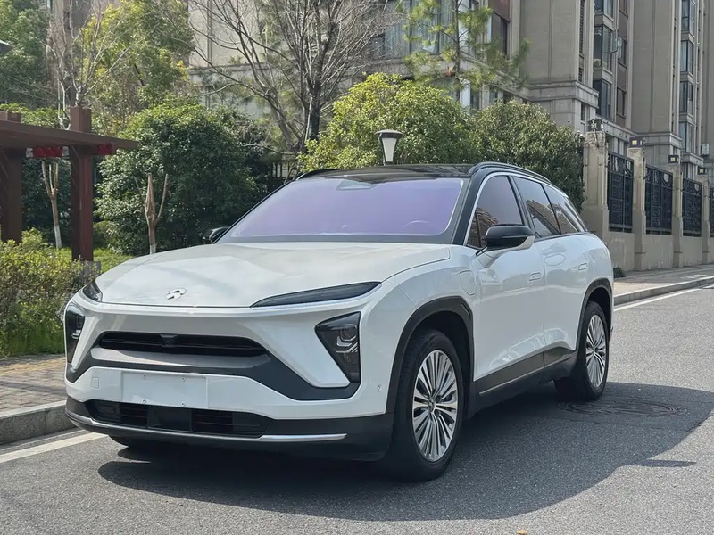 NIO ES6