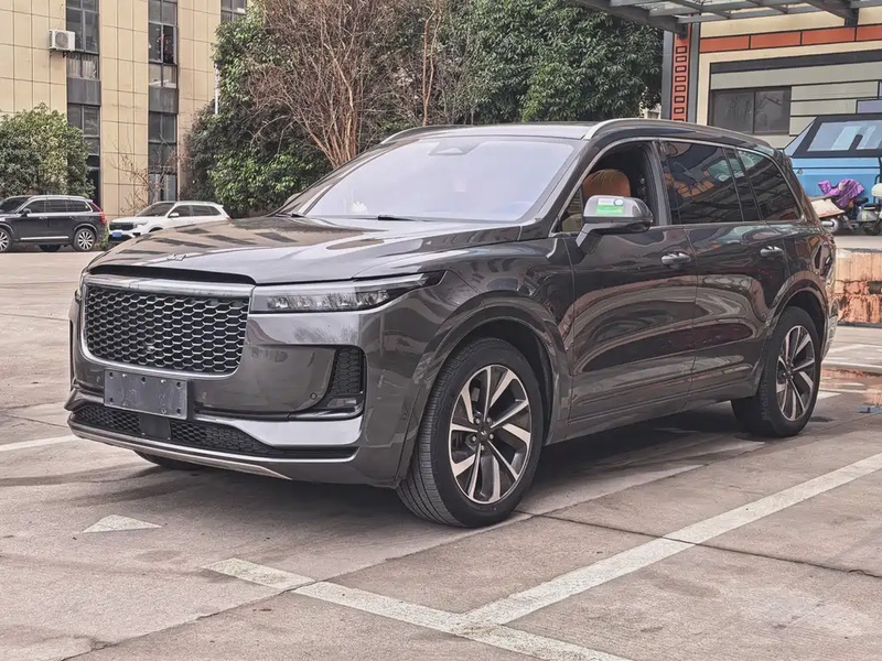Li Auto ONE