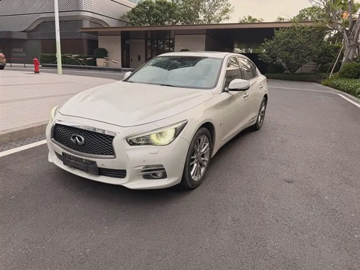 Infiniti Q50 2016