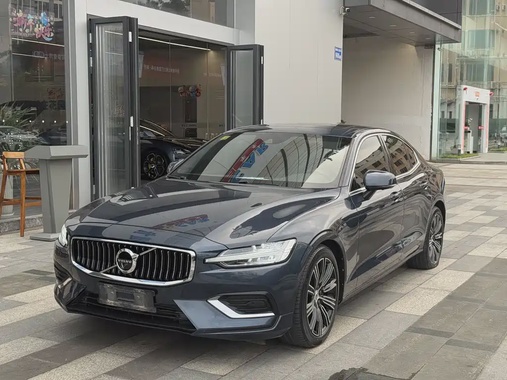 Volvo S60 2021