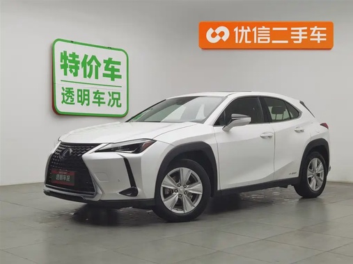 Lexus UX 2021
