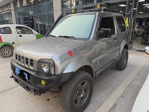 Suzuki Jimny 2011