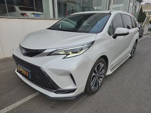 Toyota Granvia 2023