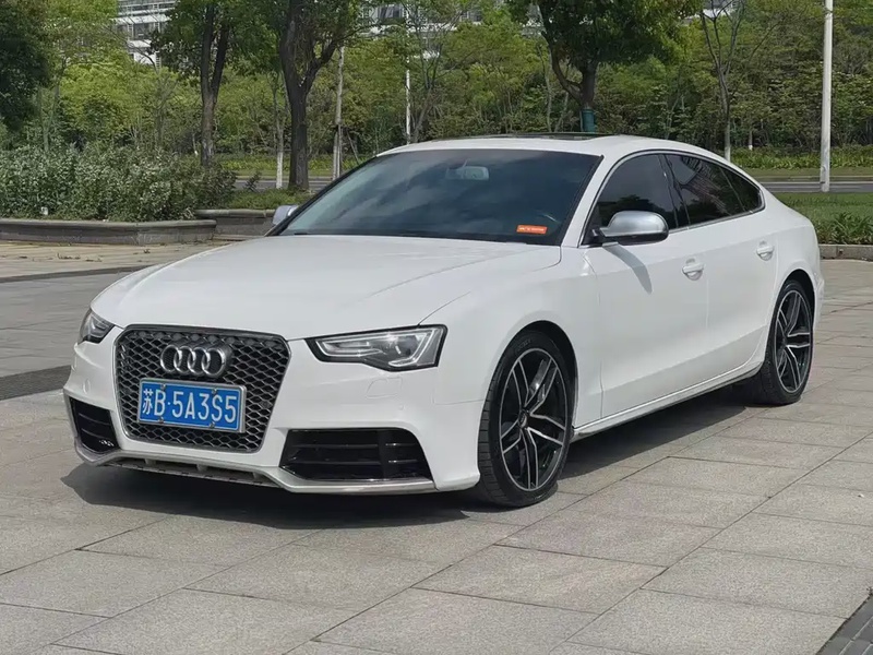 Audi S5